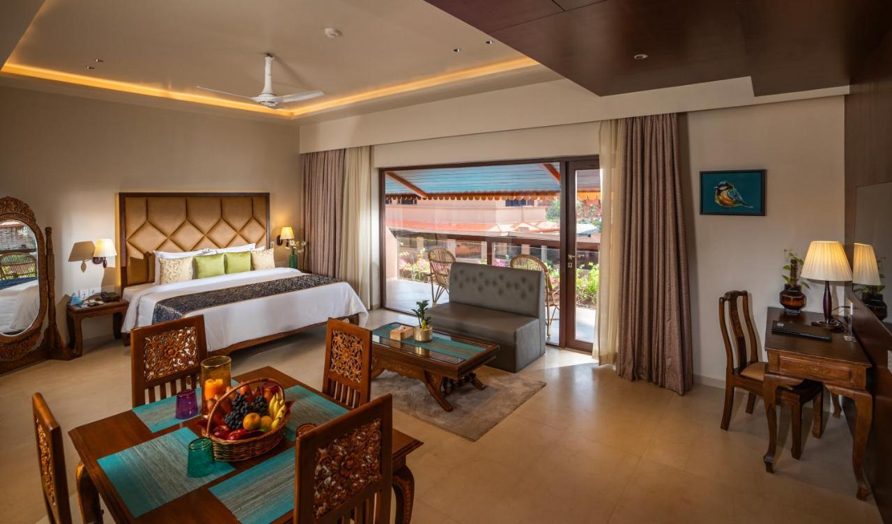 Uday Samudra Leisure Beach Hotel & Spa Kovalam Exterior photo