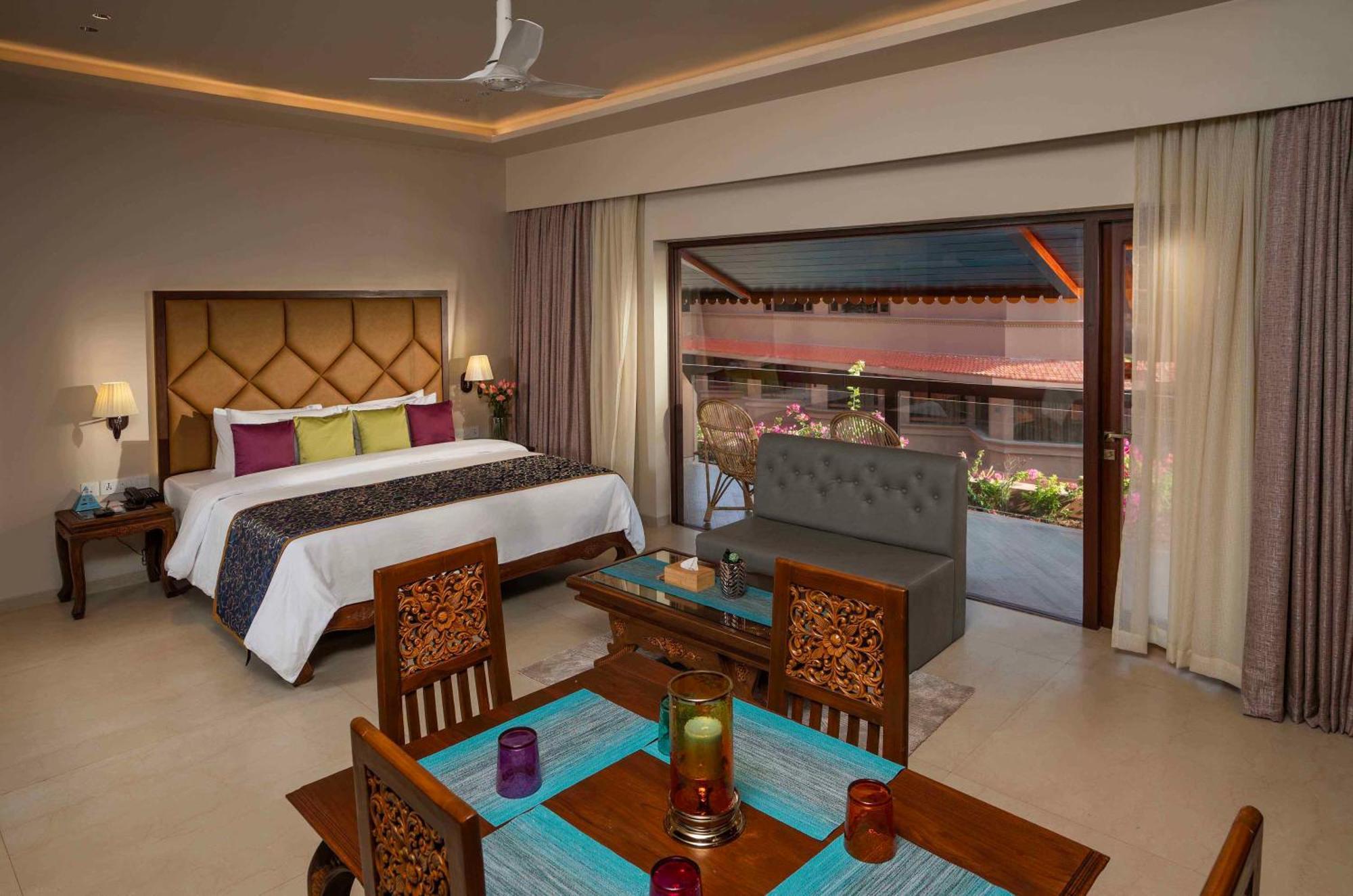 Uday Samudra Leisure Beach Hotel & Spa Kovalam Exterior photo